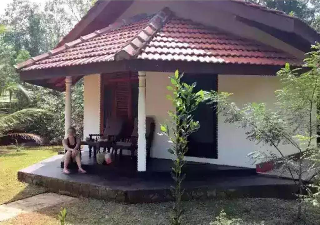 Turtles View Resort Tangalle Exterior photo